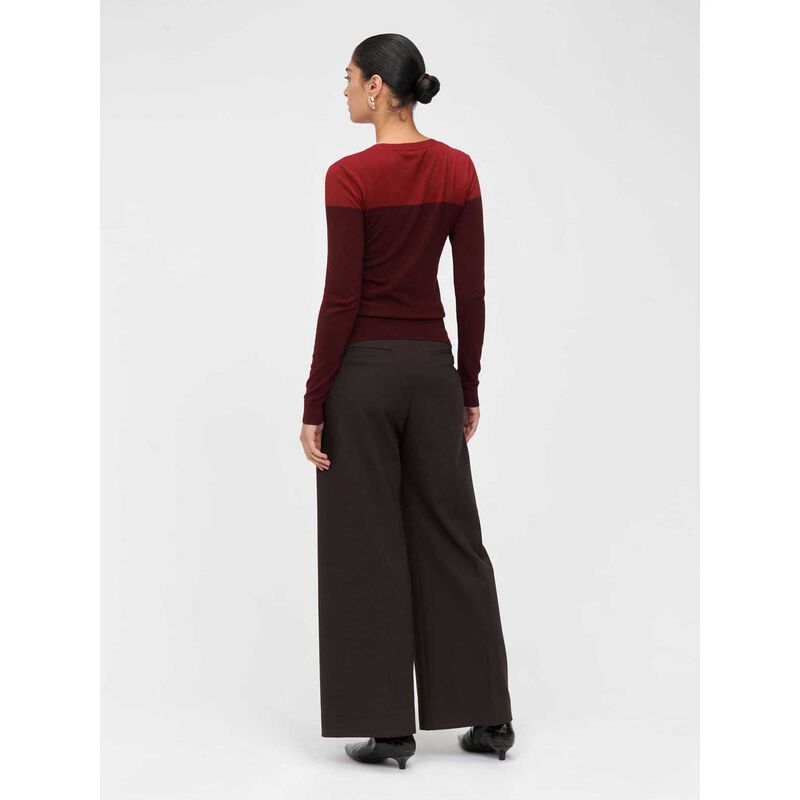 Veronika Maine Burgundy Spliced Long Sleeve Knit image number 1